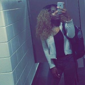 Meet your Posher, Davi